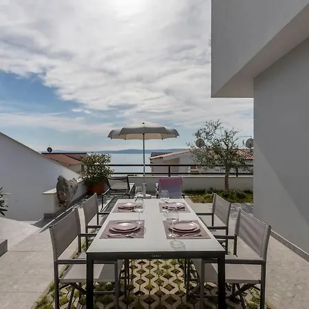 Lolina,sea On A Palm! Heated Pool Holiday home